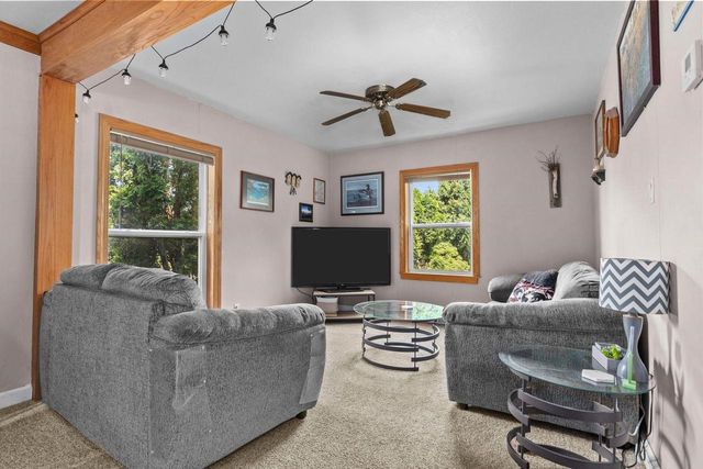 882 HIGGINS AVENUE, Neenah, WI 54956