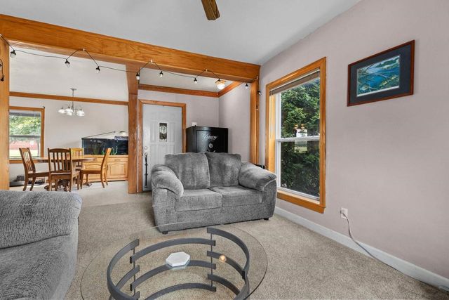 882 HIGGINS AVENUE, Neenah, WI 54956