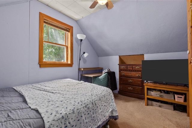 882 HIGGINS AVENUE, Neenah, WI 54956