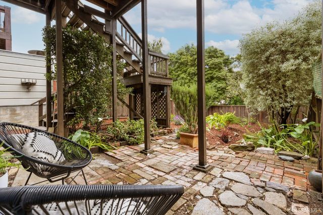 373 Chenery Street, San Francisco, CA 94131