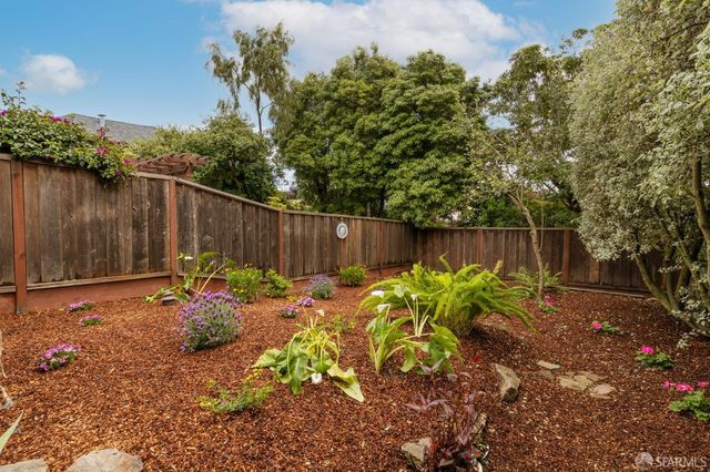 373 Chenery Street, San Francisco, CA 94131