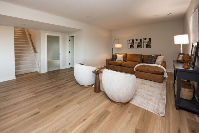 575 NW Mosaic Avenue, Waukee, IA 50263