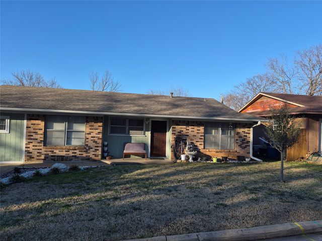 1737 W Parnell Street, Denison, TX 75020