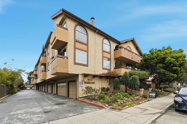 711 S Bayshore Boulevard 29, San Mateo, CA 94402