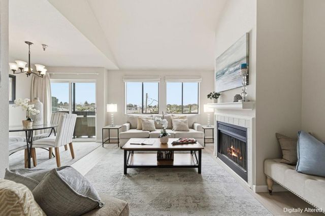 711 S Bayshore Boulevard 29, San Mateo, CA 94402