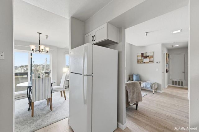 711 S Bayshore Boulevard 29, San Mateo, CA 94402