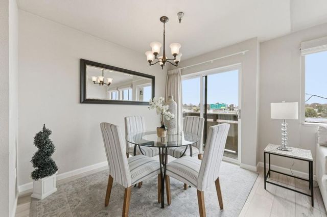 711 S Bayshore Boulevard 29, San Mateo, CA 94402