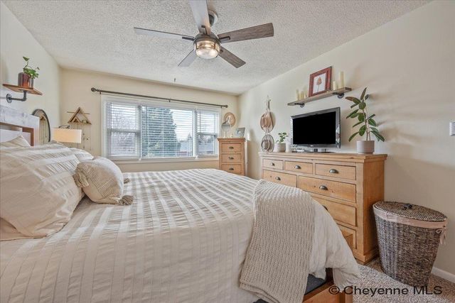 609 WESTERN HILLS BLVD, Cheyenne, WY 82009