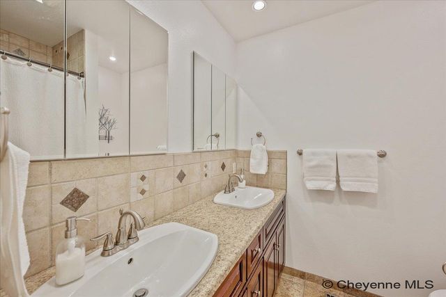 609 WESTERN HILLS BLVD, Cheyenne, WY 82009