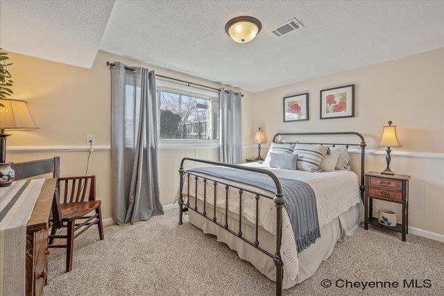 609 WESTERN HILLS BLVD, Cheyenne, WY 82009