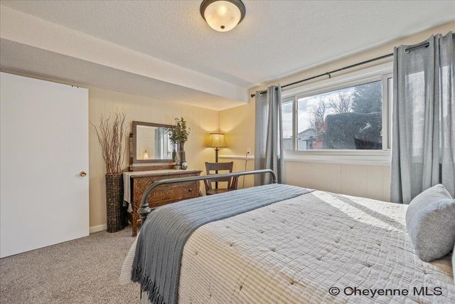 609 WESTERN HILLS BLVD, Cheyenne, WY 82009