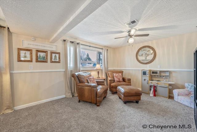 609 WESTERN HILLS BLVD, Cheyenne, WY 82009