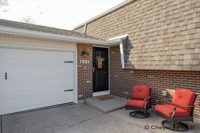 609 WESTERN HILLS BLVD, Cheyenne, WY 82009