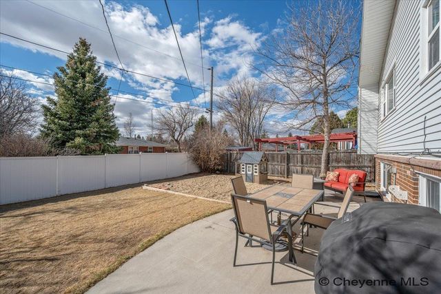 609 WESTERN HILLS BLVD, Cheyenne, WY 82009