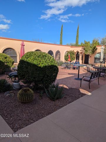 122 W Calle Del Ano, Green Valley, AZ 85614