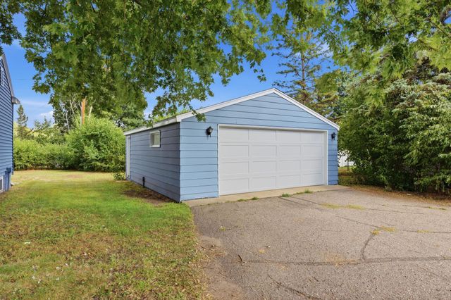 2951 Independence Avenue S, Saint Louis Park, MN 55426