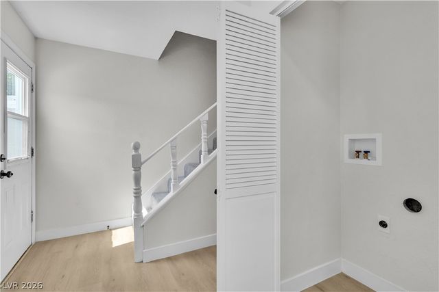 163 Greenbriar Townhouse Way, Las Vegas, NV 89121