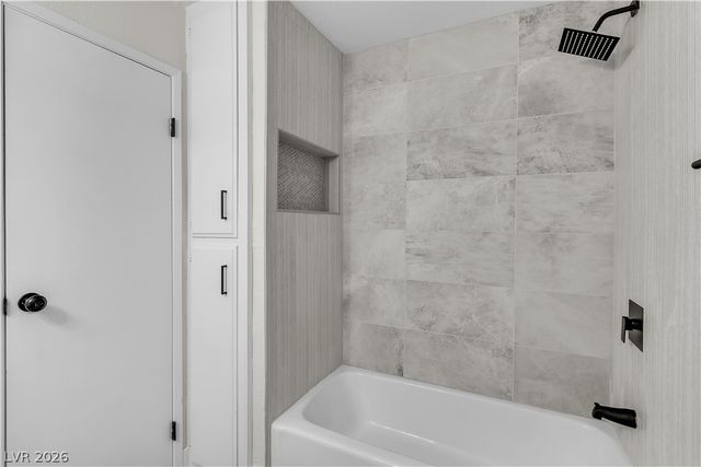 163 Greenbriar Townhouse Way, Las Vegas, NV 89121