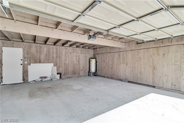 163 Greenbriar Townhouse Way, Las Vegas, NV 89121