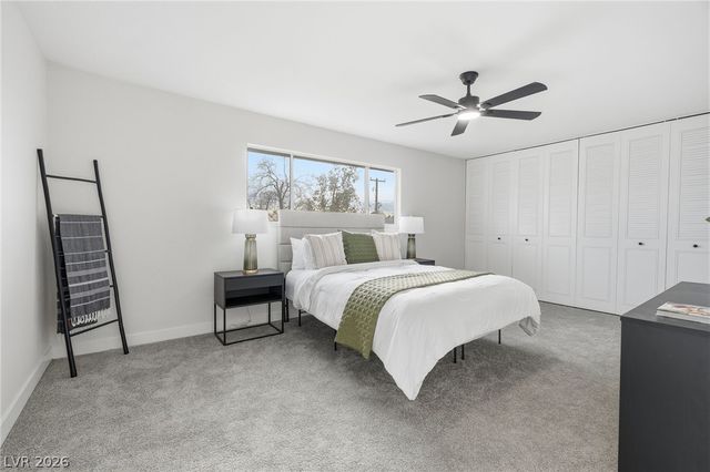 163 Greenbriar Townhouse Way, Las Vegas, NV 89121