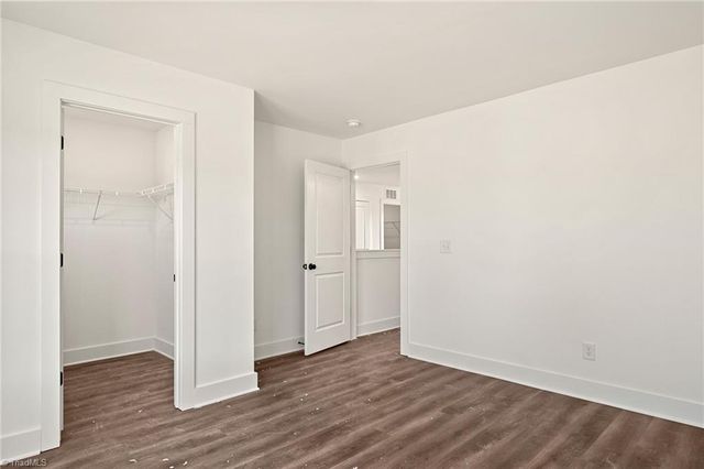 105 Indian Wells Court, Harmony, NC 28634