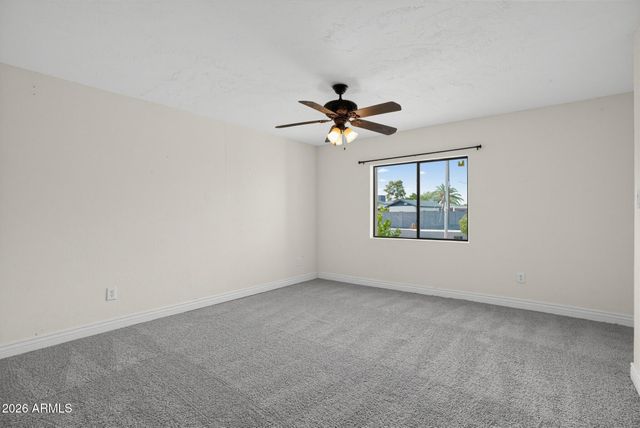 2451 E GLENCOVE Street, Mesa, AZ 85213