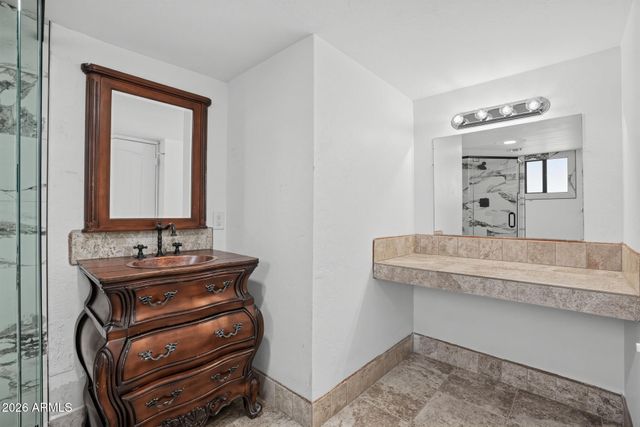 2451 E GLENCOVE Street, Mesa, AZ 85213