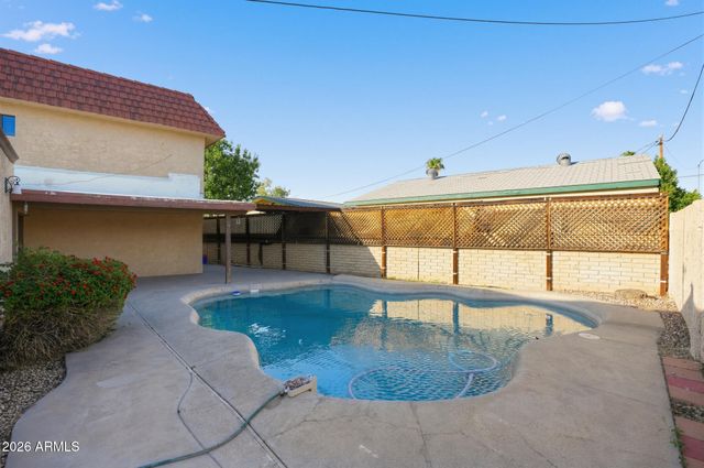 2451 E GLENCOVE Street, Mesa, AZ 85213