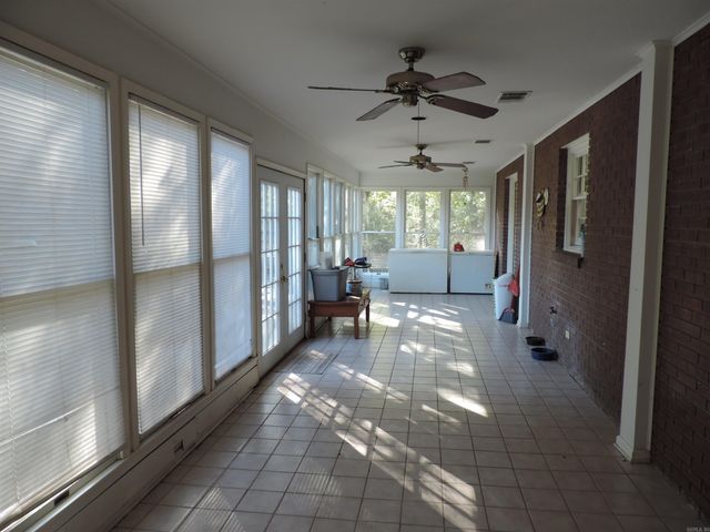 527 S Main, Dumas, AR 71639