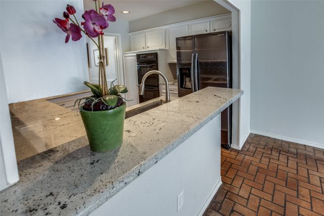 7758 Dentcrest Drive, Dallas, TX 75254