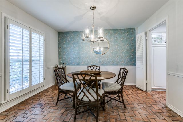 7758 Dentcrest Drive, Dallas, TX 75254