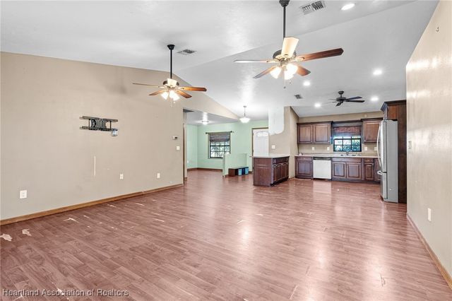 2141 Sullivan Street, Sebring, FL 33875