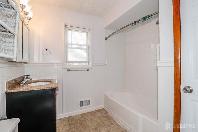 56 Homer Place, Metuchen, NJ 08840