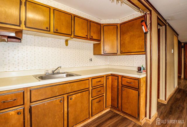 56 Homer Place, Metuchen, NJ 08840