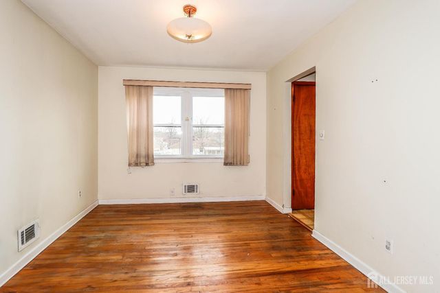 56 Homer Place, Metuchen, NJ 08840