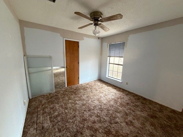 683 Farm Road 2820, Sumner, TX 75486