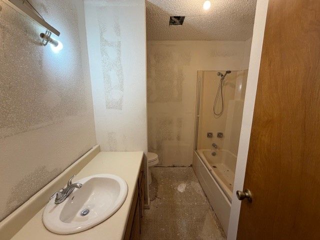 683 Farm Road 2820, Sumner, TX 75486