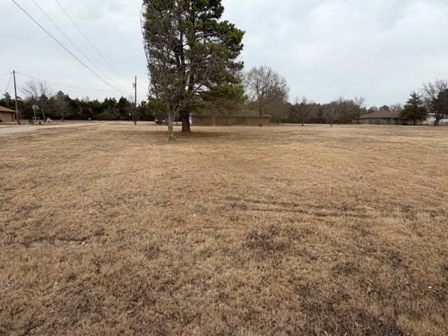 683 Farm Road 2820, Sumner, TX 75486