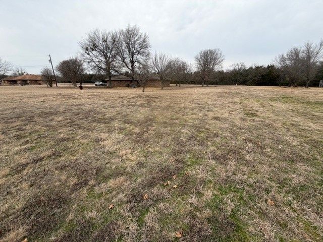 683 Farm Road 2820, Sumner, TX 75486