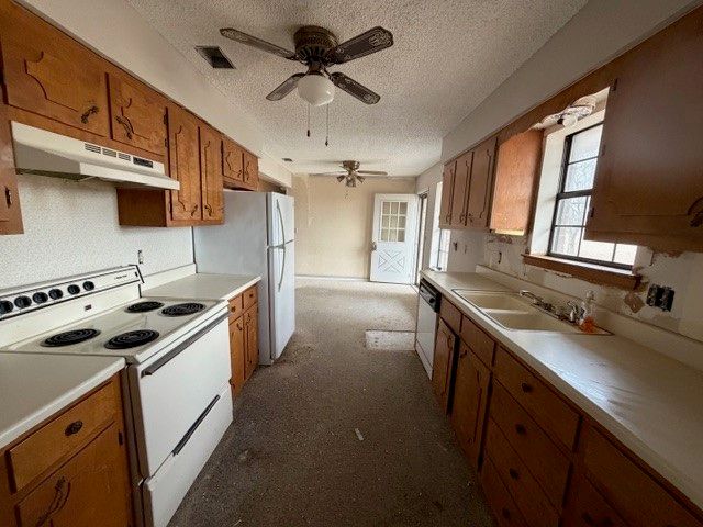 683 Farm Road 2820, Sumner, TX 75486