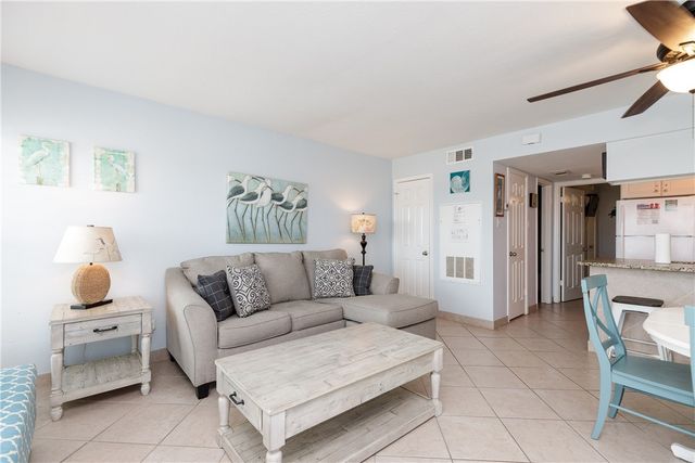 14802 Windward Dr 117, Corpus Christi, TX 78418