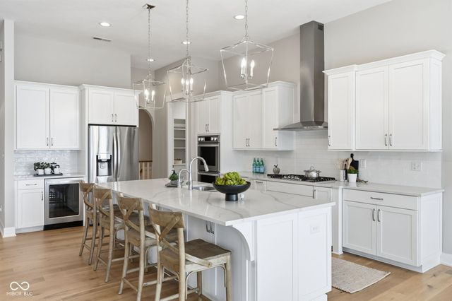 4359 Prairie Falcon Drive, Zionsville, IN 46077