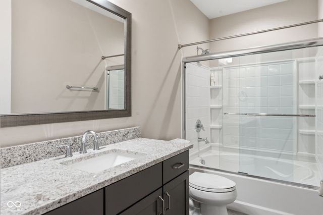 4359 Prairie Falcon Drive, Zionsville, IN 46077