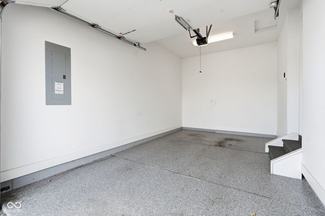 4359 Prairie Falcon Drive, Zionsville, IN 46077