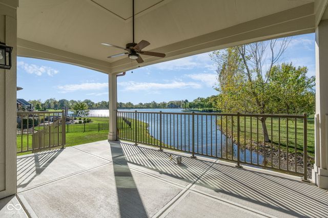 4359 Prairie Falcon Drive, Zionsville, IN 46077