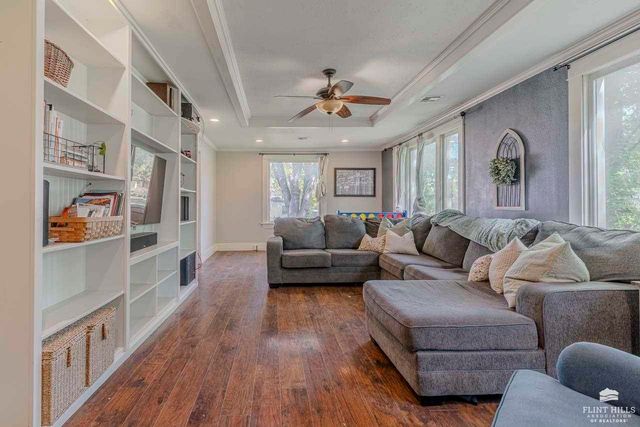 118 S Jefferson Street, Junction City, KS 66441