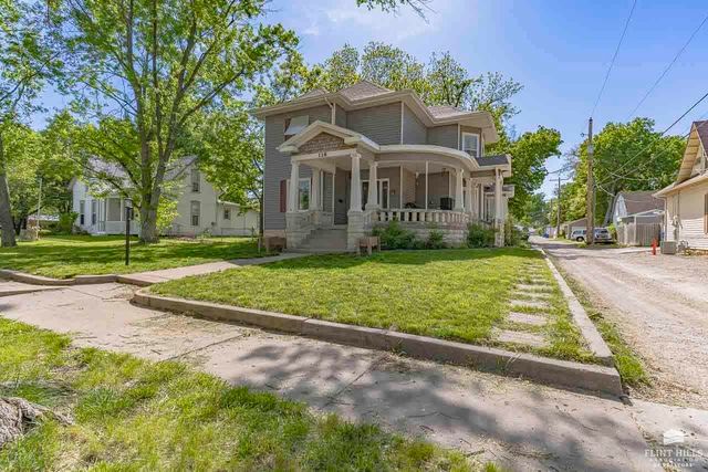 118 S Jefferson Street, Junction City, KS 66441