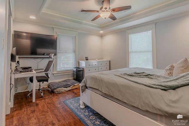 118 S Jefferson Street, Junction City, KS 66441