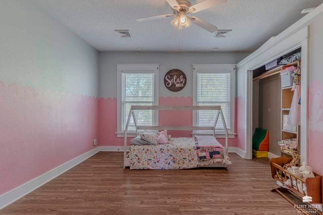 118 S Jefferson Street, Junction City, KS 66441