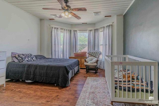 118 S Jefferson Street, Junction City, KS 66441